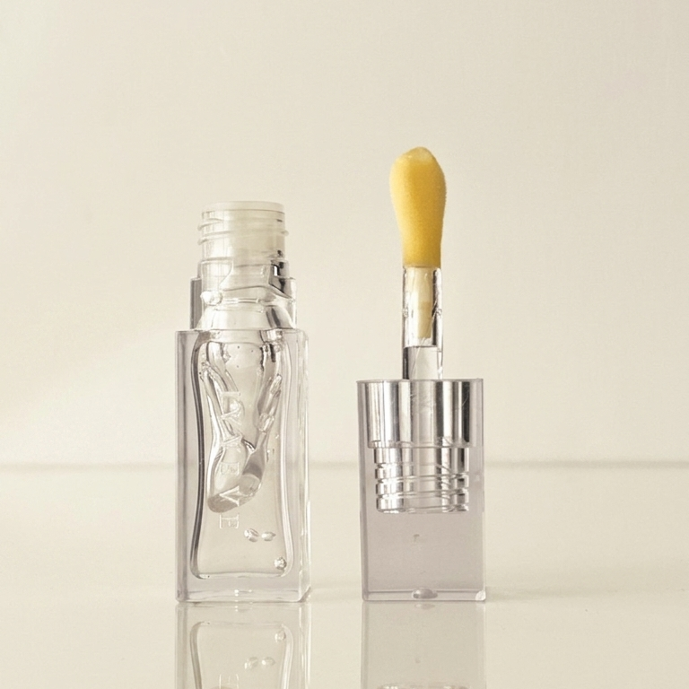 CLEAR LIPGLOSS